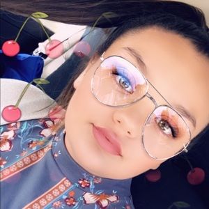 Meet your Posher, Bailey